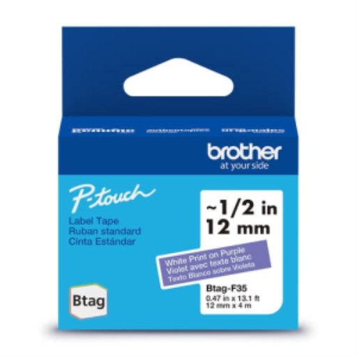 Ruban non laminé Brother Genuine BTAGF35 pour étiqueteuses P-touch, blanc sur violet – 12 mm de large x 4 m de long