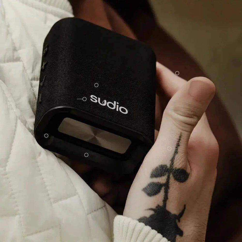 Haut-parleur Bluetooth S2 de Sudio Audio - Noir, Son Exceptionnel et Autonomie de 4,5 Heures